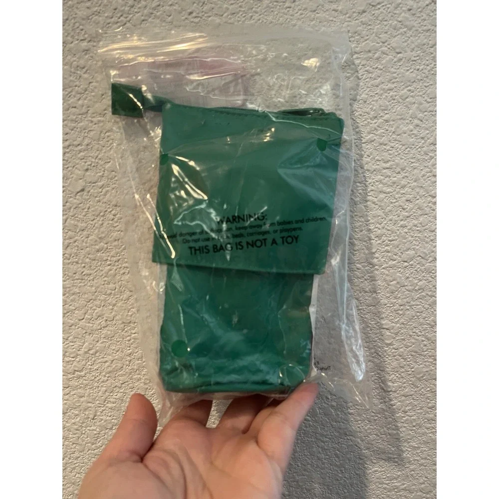 Thirty One SANTA'S BEARD Hide And Peek Pouch NWT Christmas